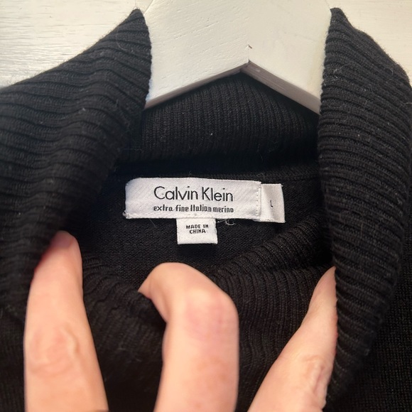Calvin Klein Merino Wool Turtleneck Sweater - Picture 4 of 4